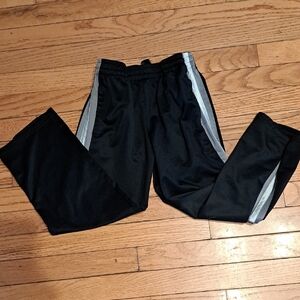 Bugle Boy Black and Gray Pants